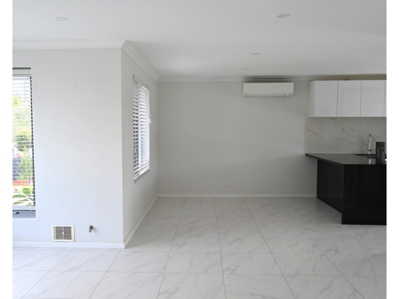 67 Wilkie Street, Stirling WA 6021