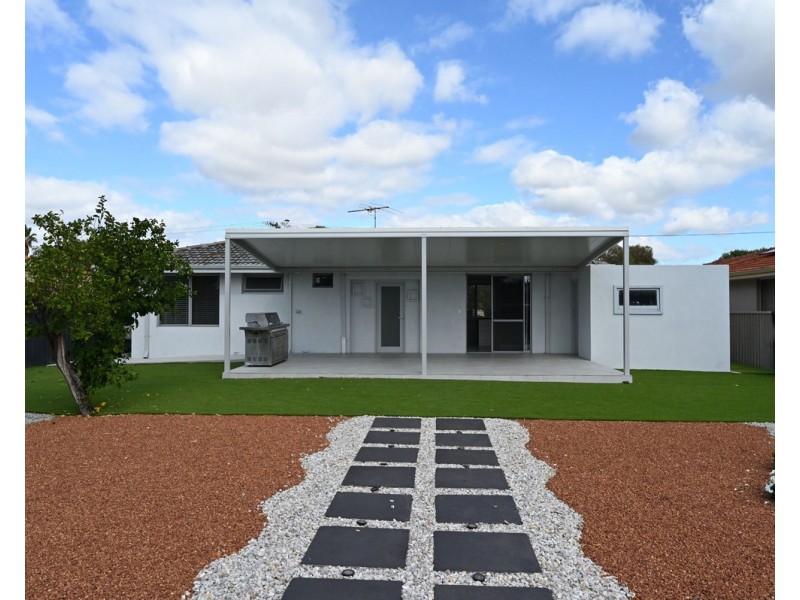 67 Wilkie Street, Stirling WA 6021