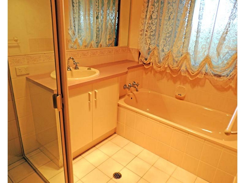 20 Audrey Court, Middle Ridge QLD 4350