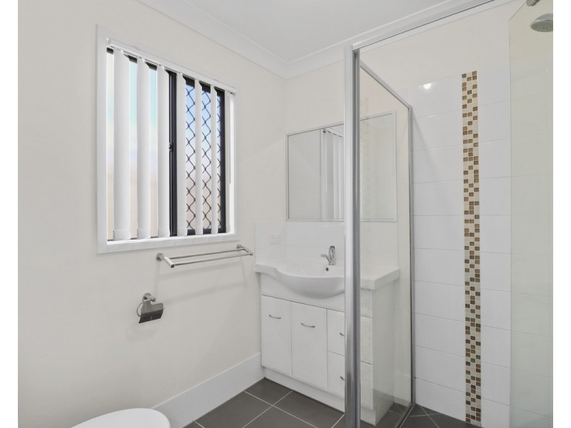 1/10 Lane Court, Mount Warren Park QLD 4207