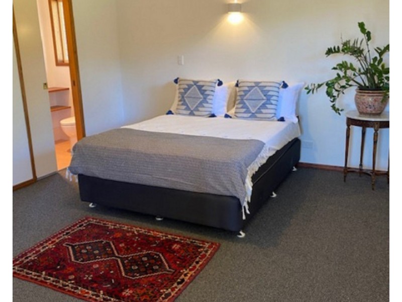 4 Centenary Drive, Maleny QLD 4552