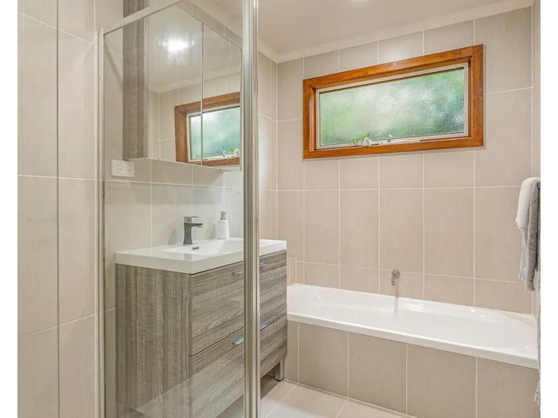 2 Galleon Crescent, Sunset Strip VIC 3922