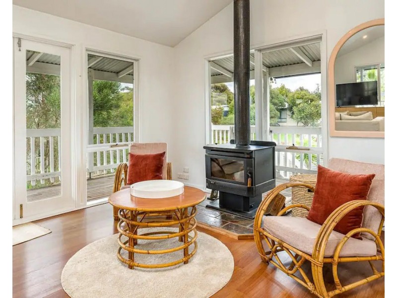 2 Galleon Crescent, Sunset Strip VIC 3922