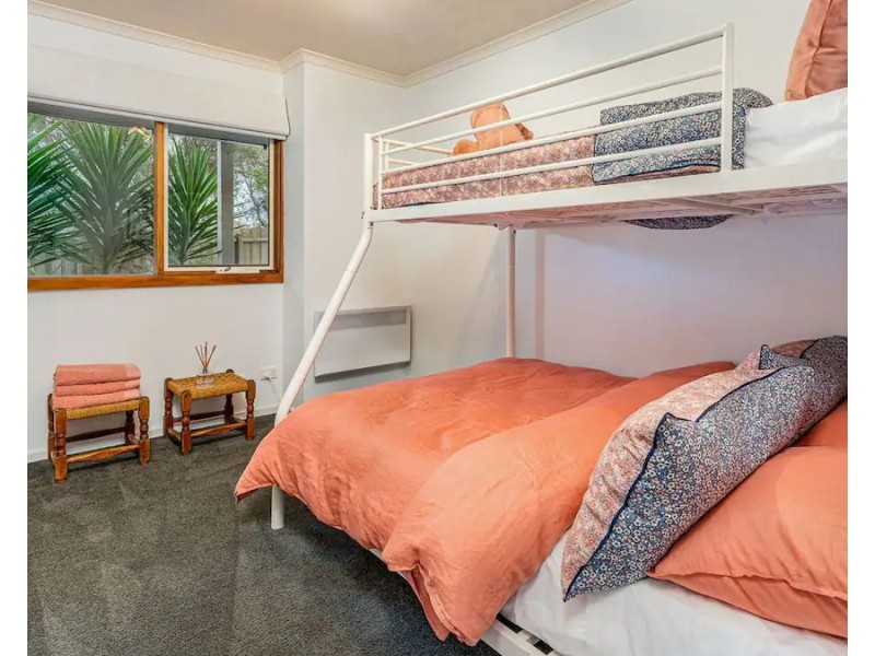 2 Galleon Crescent, Sunset Strip VIC 3922