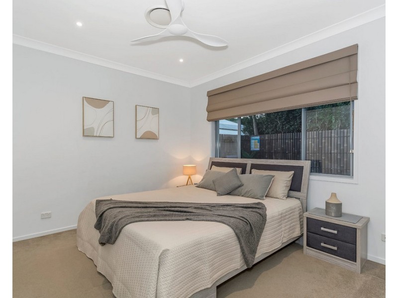 8 Kingtide Lane, Coomera Waters QLD 4209