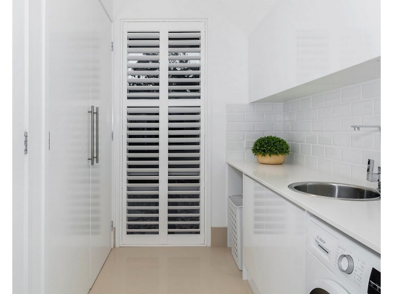 8 Kingtide Lane, Coomera Waters QLD 4209