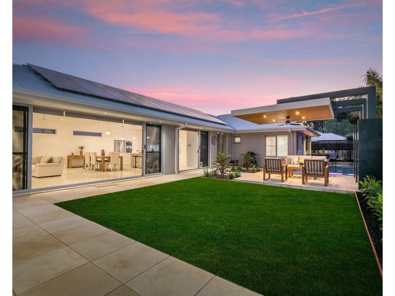 8 Kingtide Lane, Coomera Waters QLD 4209