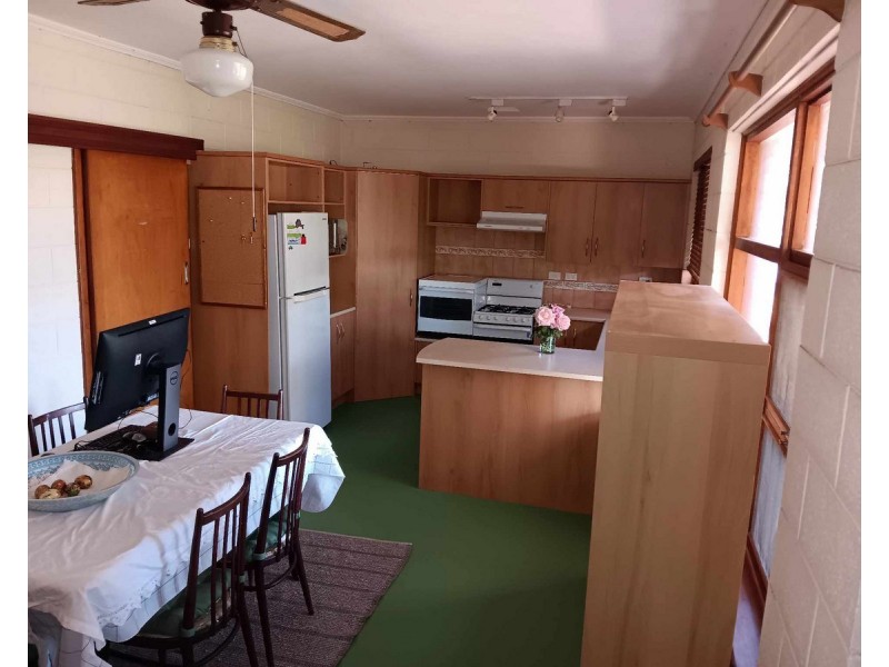 9 View Road, Blackwood SA 5051