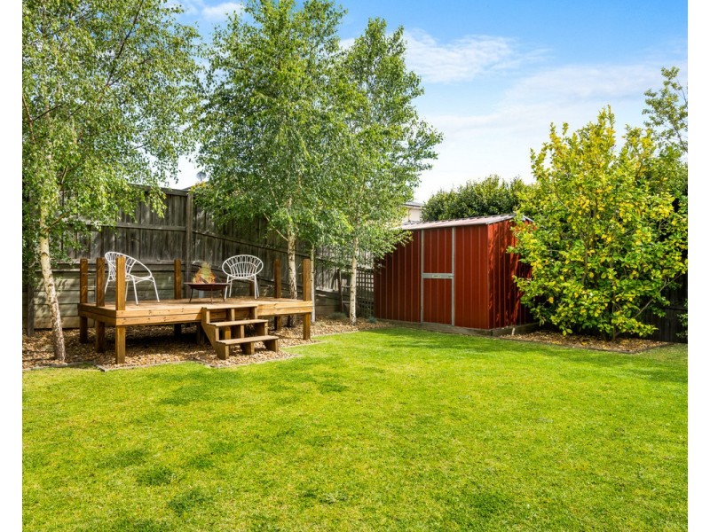 53 Grantham Drive, Highton VIC 3216