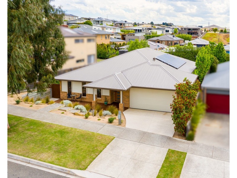 53 Grantham Drive, Highton VIC 3216