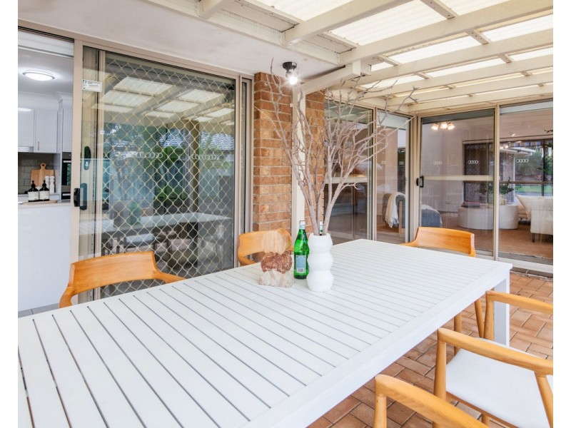 16 Ridgewood Court, Burleigh Waters QLD 4220