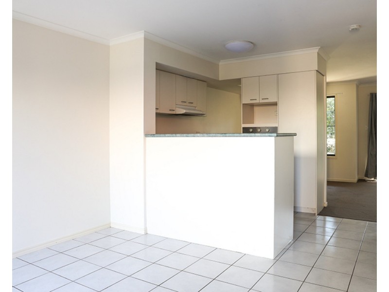 25/18 Tallebudgera Creek Road, Burleigh Heads QLD 4220