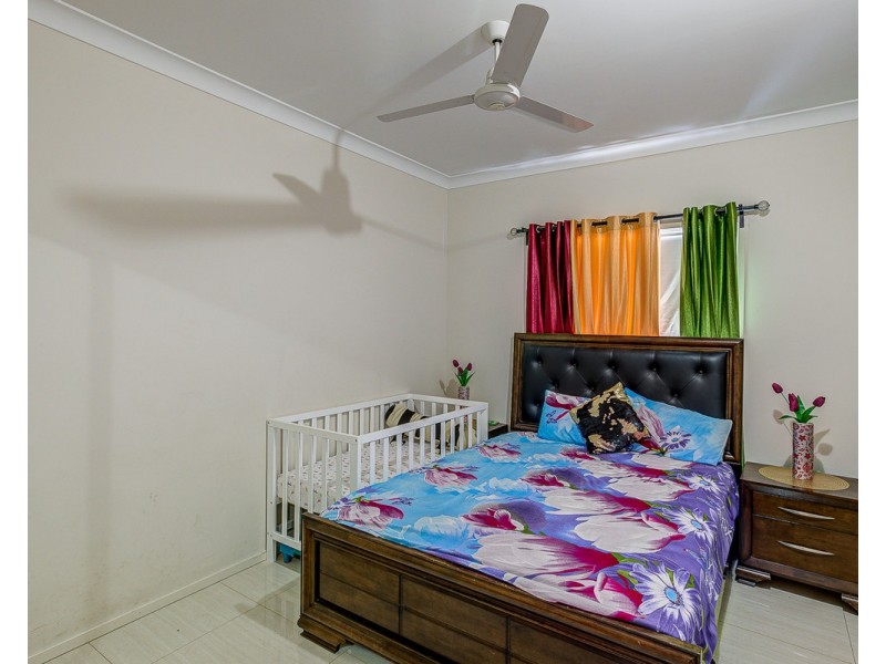 62 Marcus Drive, Regents Park QLD 4118