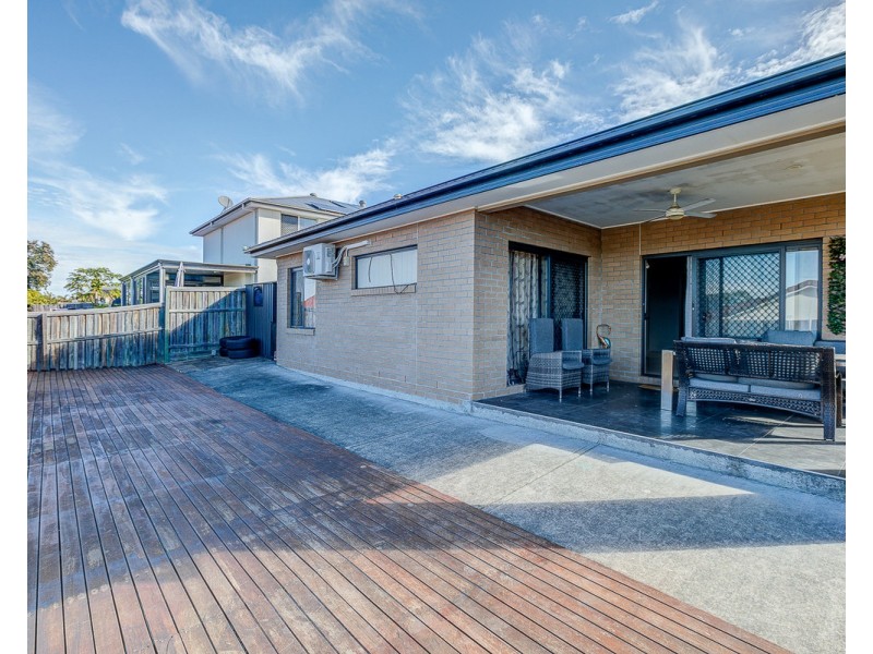 62 Marcus Drive, Regents Park QLD 4118