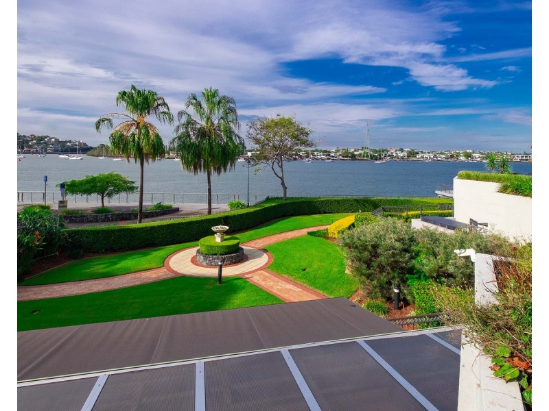 102/49A Newstead Terrace, Newstead QLD 4006