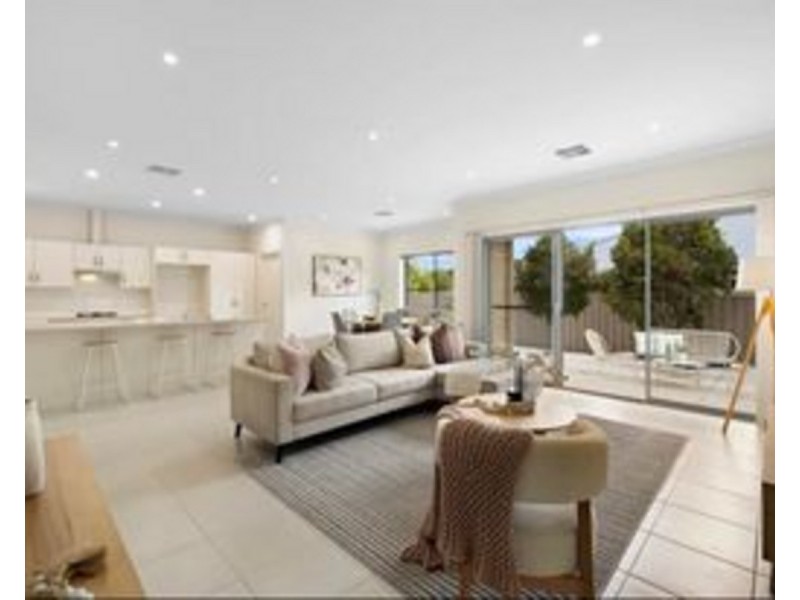 10 Glenton Street, Campbelltown SA 5074