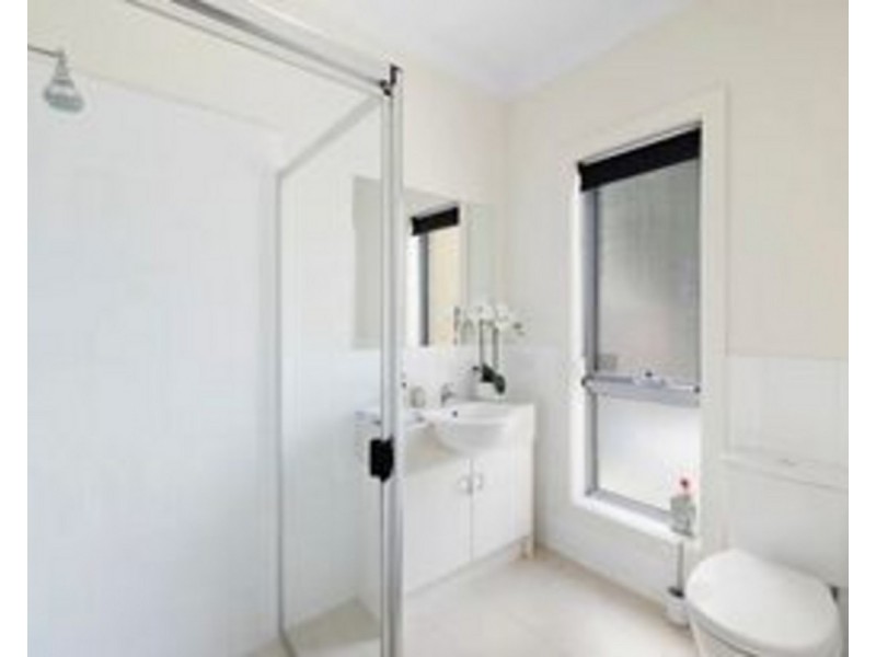 10 Glenton Street, Campbelltown SA 5074