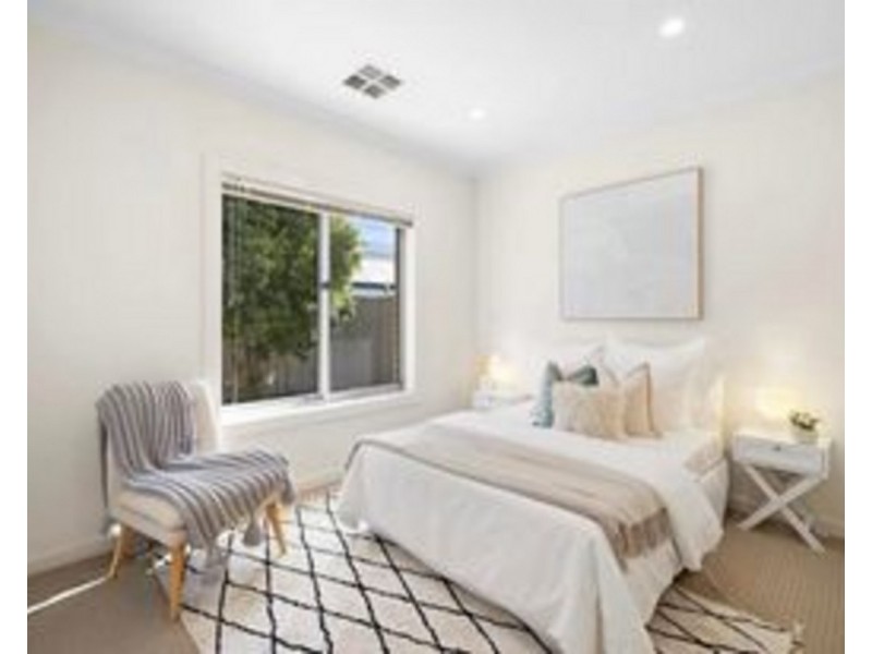 10 Glenton Street, Campbelltown SA 5074