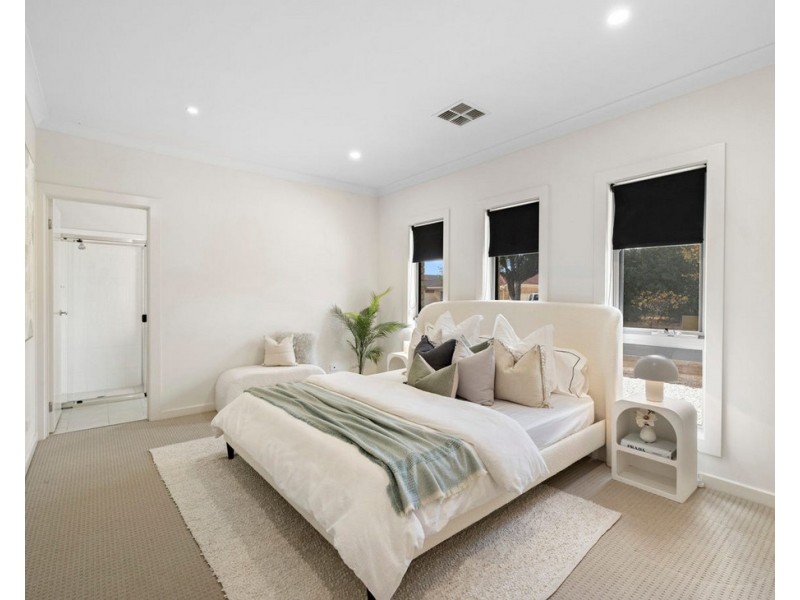 10 Glenton Street, Campbelltown SA 5074