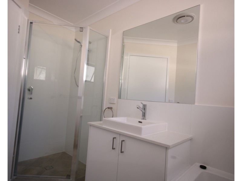 2/11 Crana, Gaythorne QLD 4051