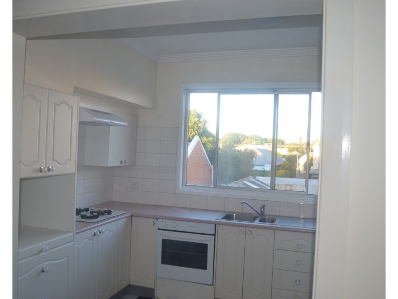 2/57 Lawson Street, Hamilton NSW 2303