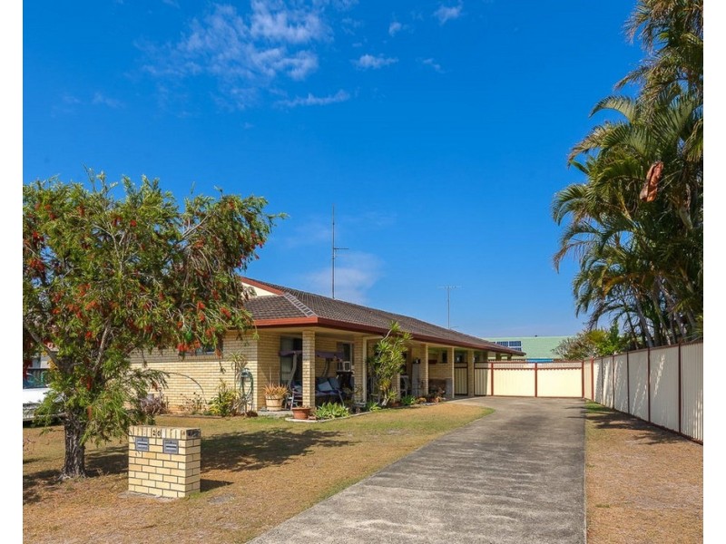 2/20 Doggett Drive, Miami QLD 4220