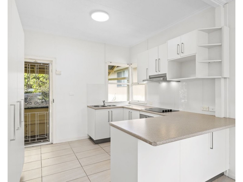 1/1989 Gold Coast Highway, Miami QLD 4220