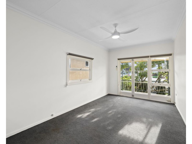 1/1989 Gold Coast Highway, Miami QLD 4220