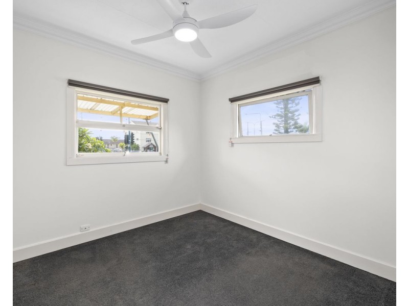 1/1989 Gold Coast Highway, Miami QLD 4220