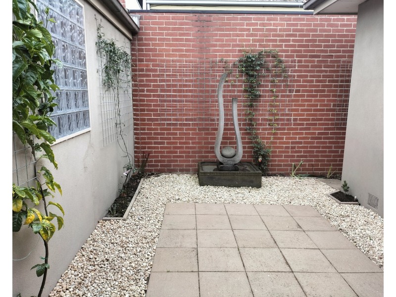 40 The Esplanade, Clifton Hill VIC 3068