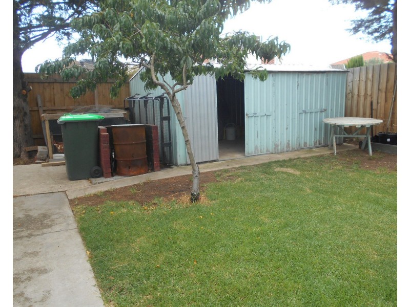 20 Thompson Court, Altona Meadows VIC 3028