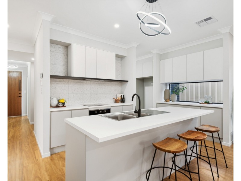 8 Scarlet Avenue, Munno Para SA 5115