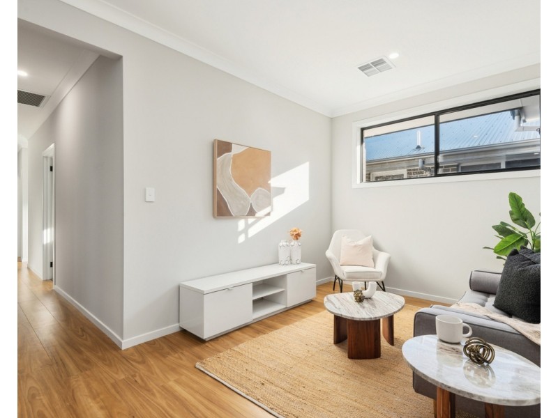 8 Scarlet Avenue, Munno Para SA 5115