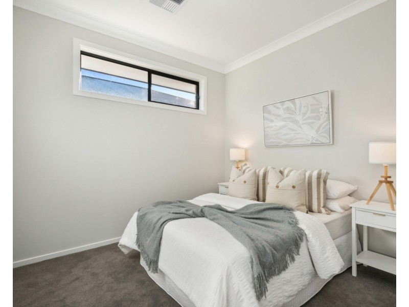 8 Scarlet Avenue, Munno Para SA 5115