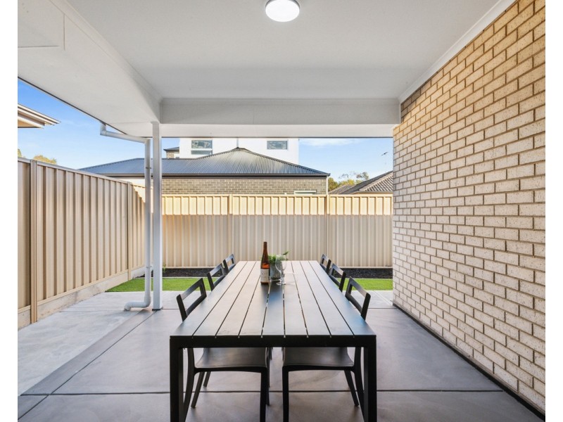 8 Scarlet Avenue, Munno Para SA 5115