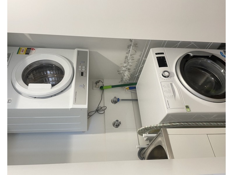 42 Laver Drive, Robina QLD 4226