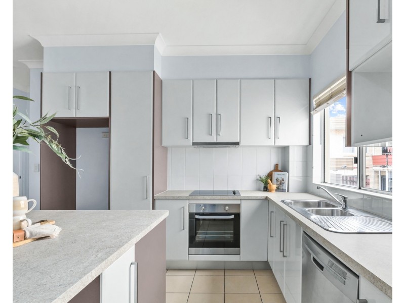 3/298 cavendish Road, Coorparoo QLD 4151