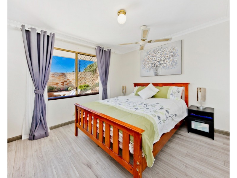 1/71 Colin Road, Scarborough WA 6019