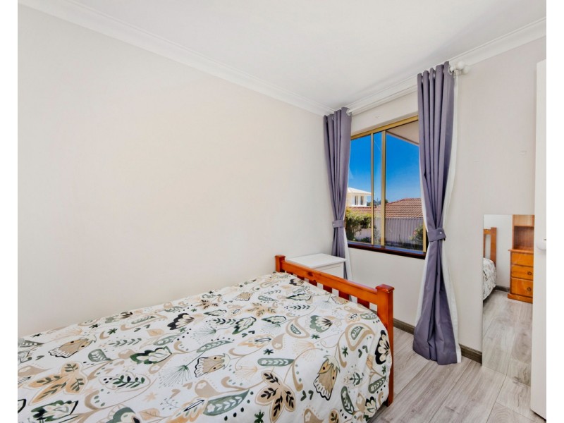 1/71 Colin Road, Scarborough WA 6019