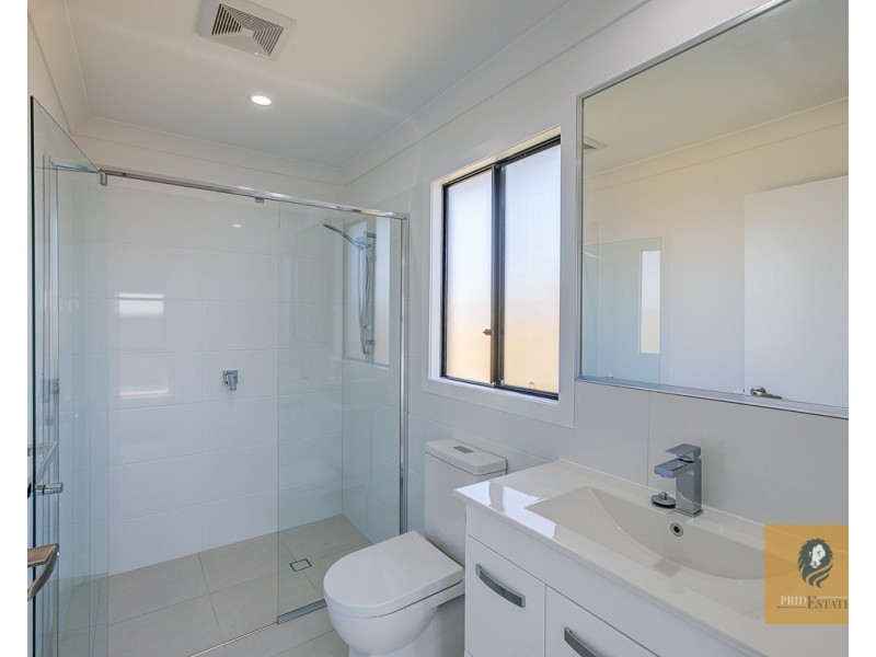 16 Alexander Place, Gleneagle QLD 4285