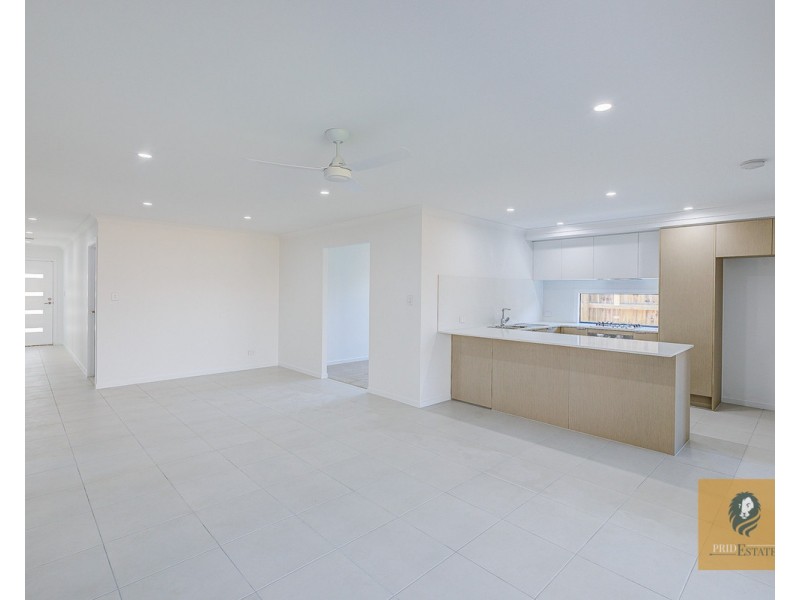 16 Alexander Place, Gleneagle QLD 4285