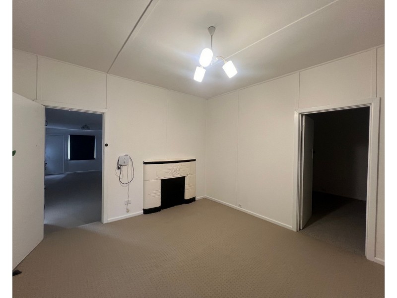 12 Cuthbert Street, Niddrie VIC 3042