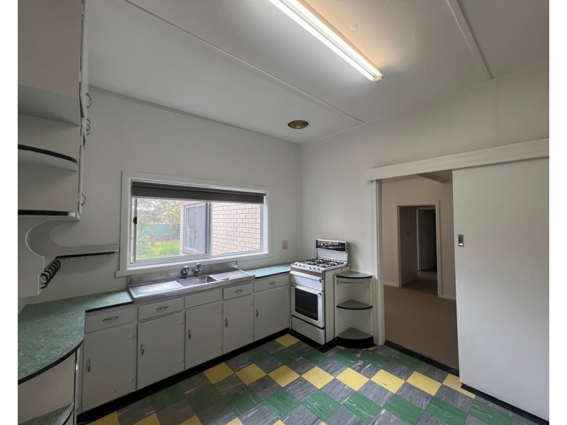 12 Cuthbert Street, Niddrie VIC 3042