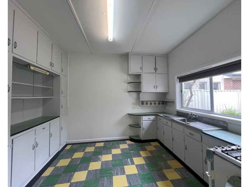 12 Cuthbert Street, Niddrie VIC 3042