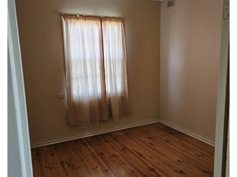 87 Hanson Road, Woodville North SA 5012