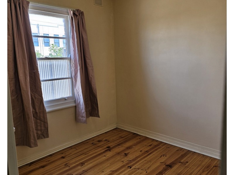 87 Hanson Road, Woodville North SA 5012