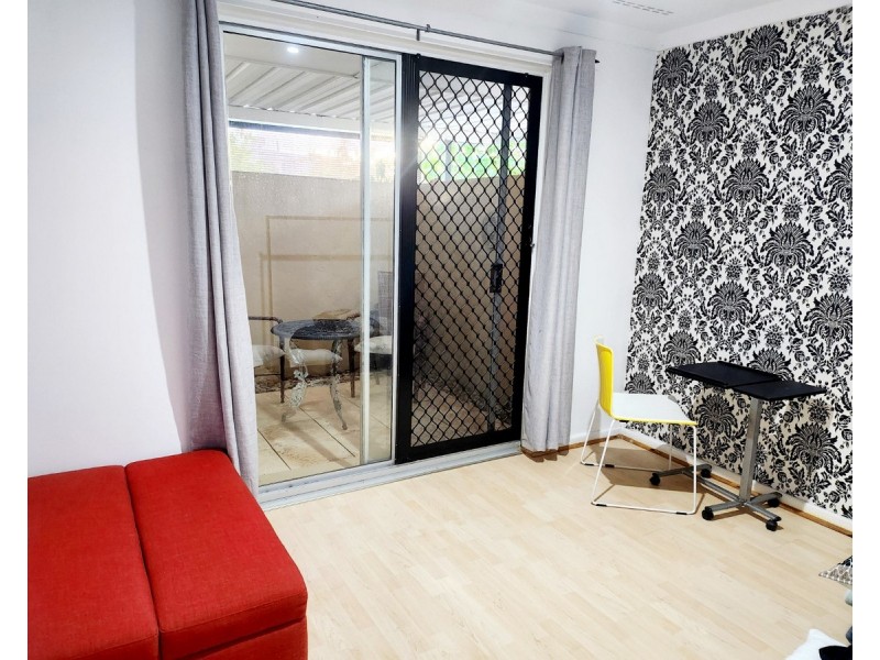 309 The Strand, Dianella WA 6059