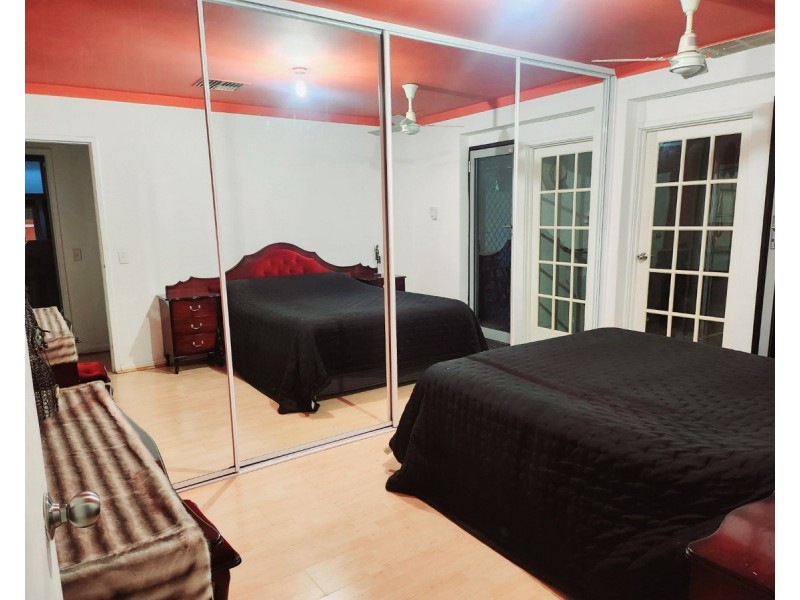 309 The Strand, Dianella WA 6059