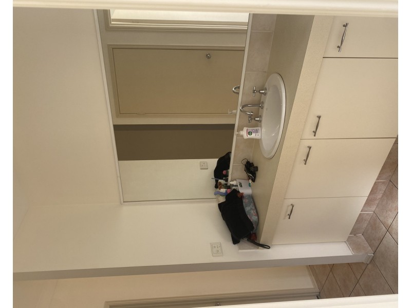 11 Desert Falls Crescent, Parkwood QLD 4214