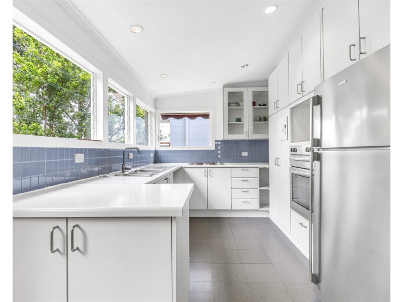 7 Broadway Street, Red Hill QLD 4059